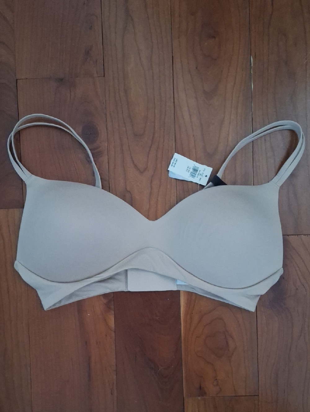 Wireless Bra Smooth Beige T-Shirt - Women's Intimates 34d NWT